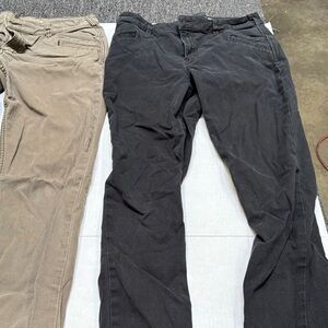 511 Black and Tan Pants Set Size 6